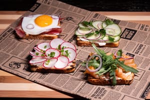Bagels Breakfast